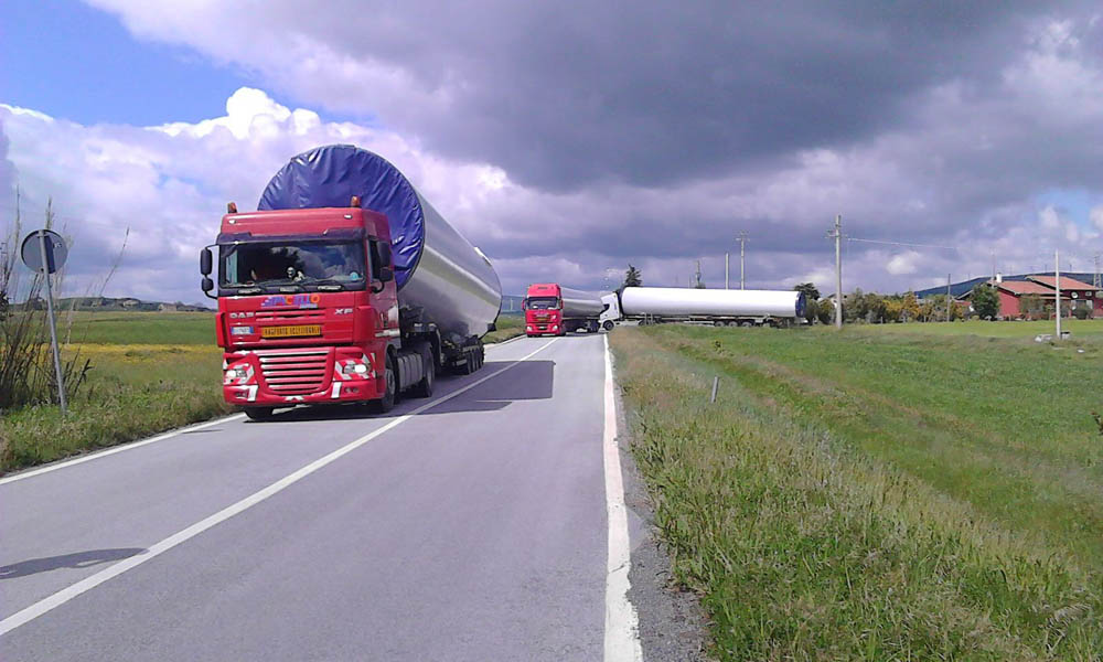 pacello shipping spedizioni wind service trasporti eccezionali movimentazioni industriali