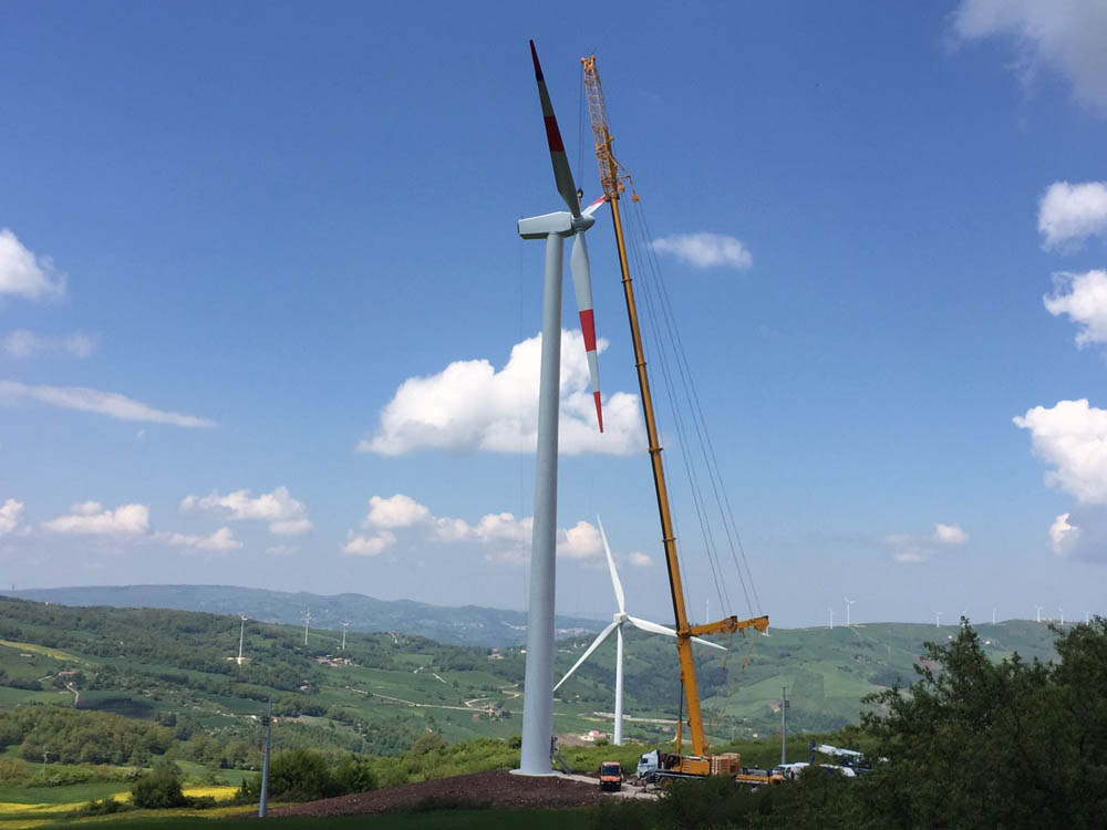 pacello shipping spedizioni wind service trasporti eccezionali movimentazioni industriali